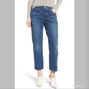 Levi’s 501 straight leg cropped with stretch. 30x26